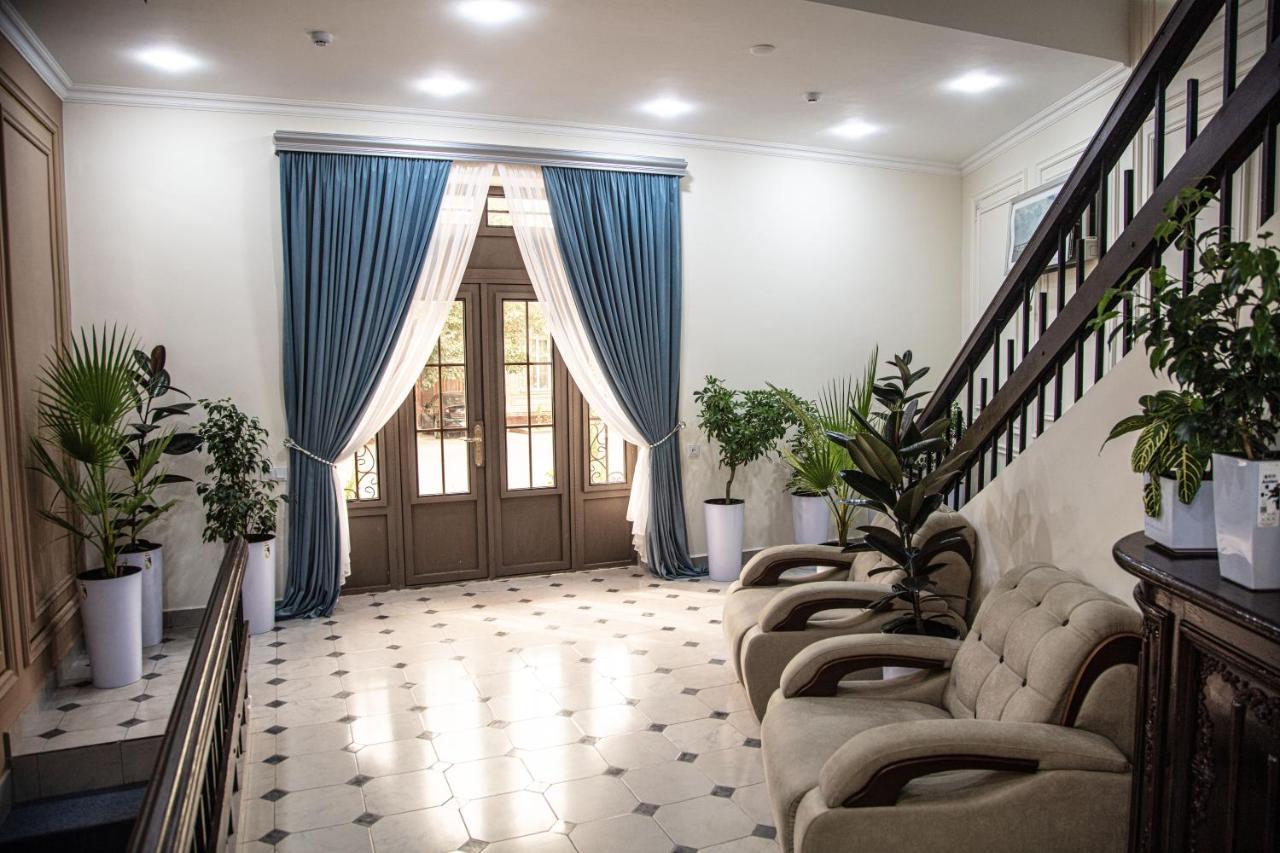 Lev Tolstoy Hotel Samarkand Exterior foto